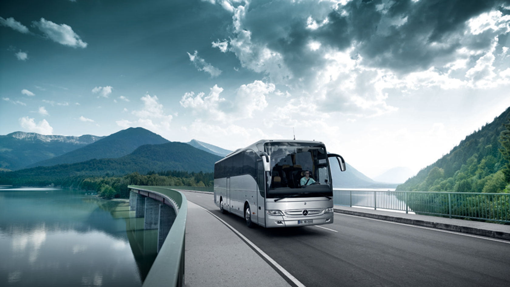 Transport persoane Iasi Italia 2023